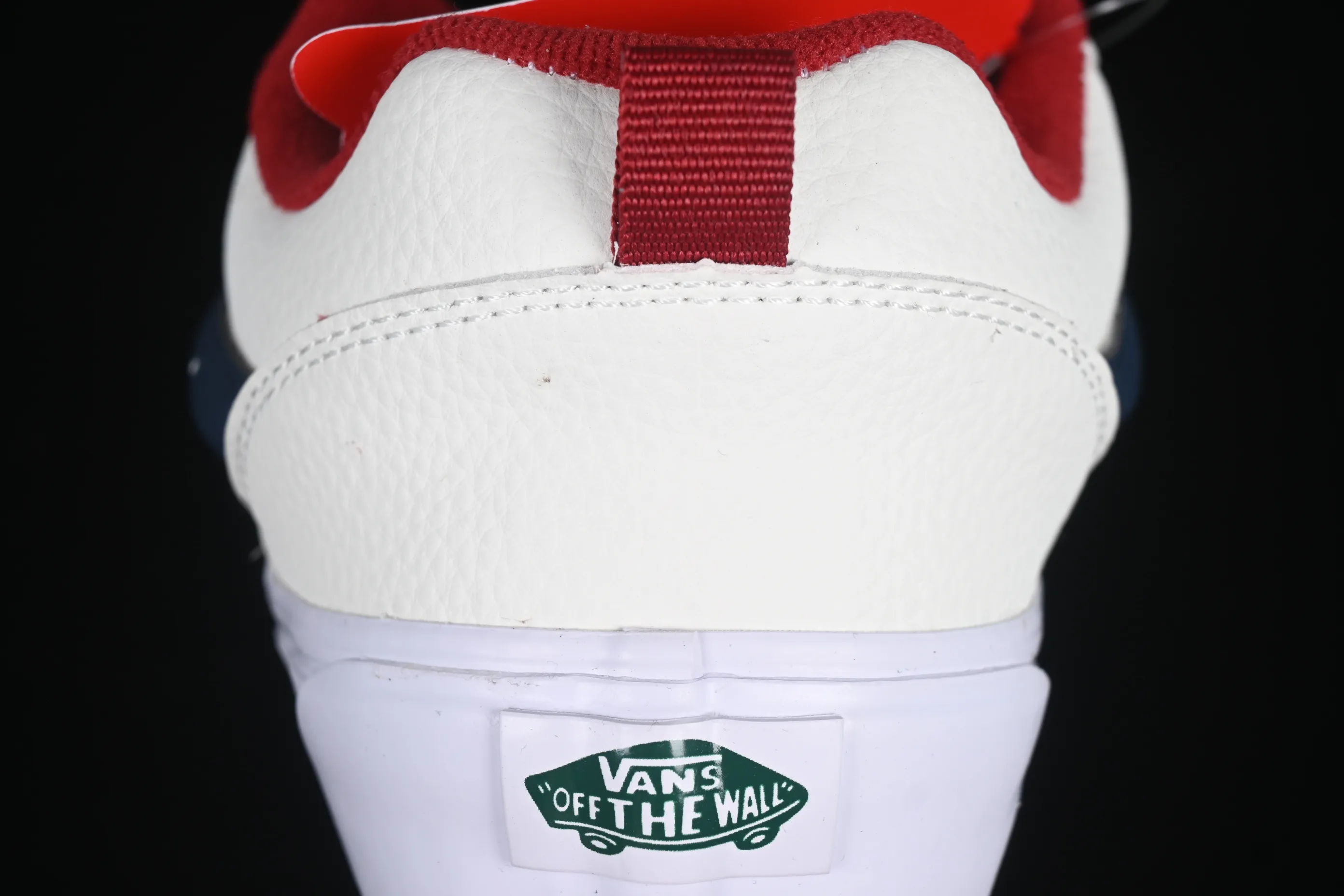 All categories Vans Vans series Vans Low Vans low-top Vans Knu Skool Vans low-top retro casual fat bread shoes VN0009QC377